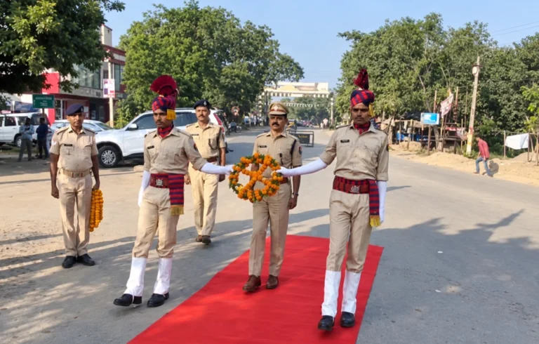 जहानाबाद में पुलिस संस्मरण दिवस पर शहीद जवानों को श्रद्धांजलि, परिजनों को किया गया सम्मानित