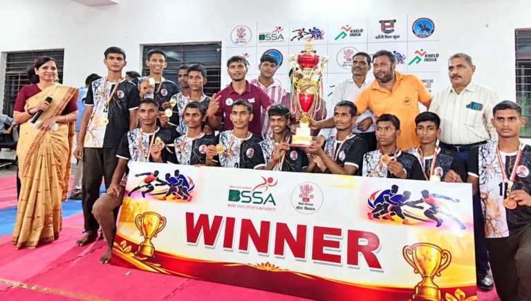 बक्सर: डुमरांव की टीम ने पटना को 58-24 से हराकर जीता राज्य स्तरीय कबड्डी खिताब, 11 खिलाड़ियों का राष्ट्रीय प्रतियोगिता के लिए चयन