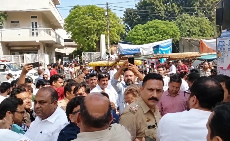 मुजफ्फरनगर में MLC चुनाव के बीच सपा-BJP आमने-सामने, DAV कॉलेज में हंगामा; जिया चौधरी ने लगाए फर्जी मतदान के आरोप
