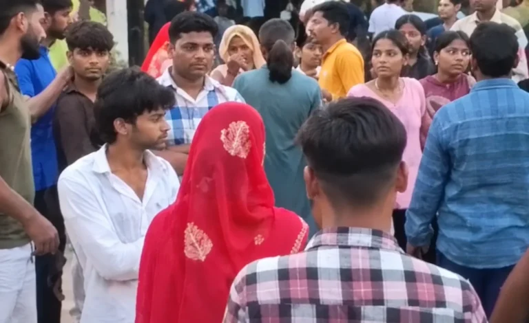 इंदौर में कन्या भोज के लिए बुलाईं बच्चियों से मारपीट का आरोप, चोरी के शक में कमरे में बंद कर कपड़े उतरवाने की शिकायत