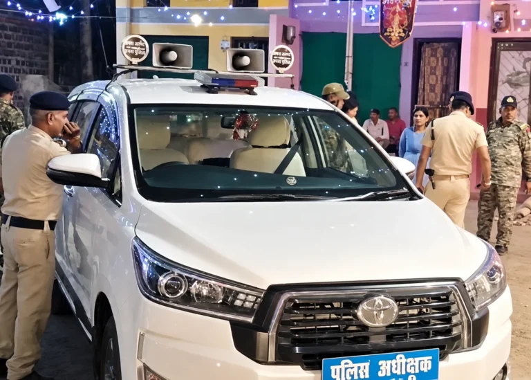 सारंगपुर में दुर्गा पंडालों का निरीक्षण, राजगढ़ एसपी ने सुरक्षा व्यवस्था को लेकर दिए निर्देश
