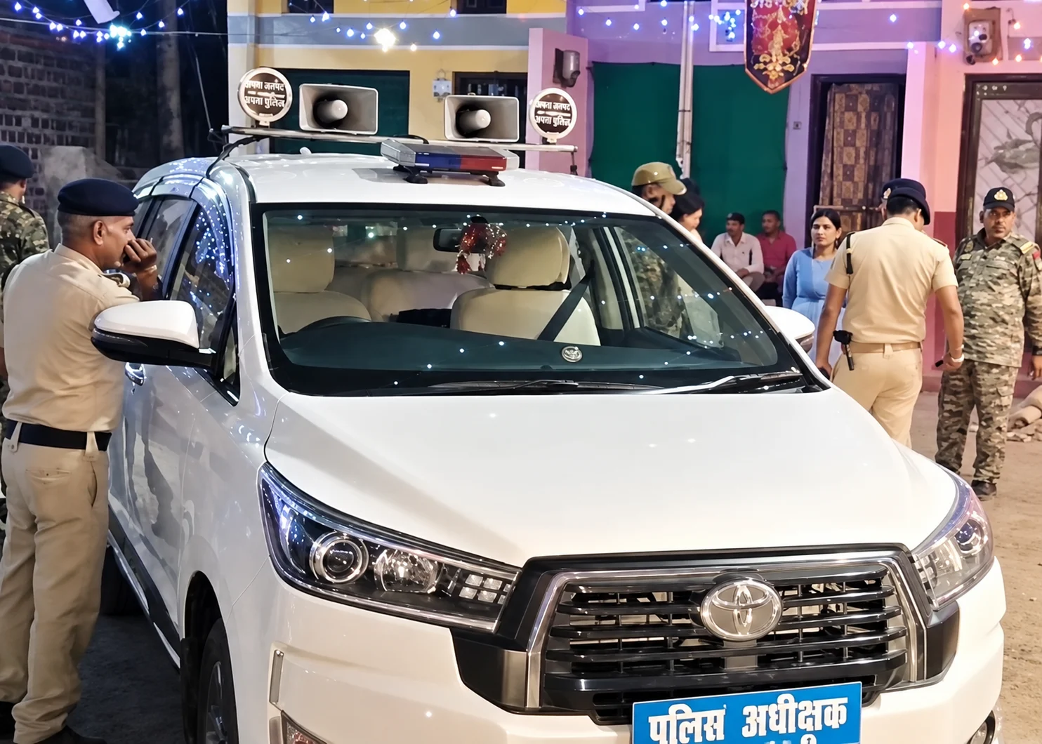 सारंगपुर में दुर्गा पंडालों का निरीक्षण, राजगढ़ एसपी ने सुरक्षा व्यवस्था को लेकर दिए निर्देश