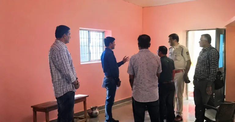 गिरिडीह: तंत्र-मंत्र के नाम पर भीड़ जुटने की सूचना से हड़कंप, रकसबार गांव में पुलिस की छापेमारी