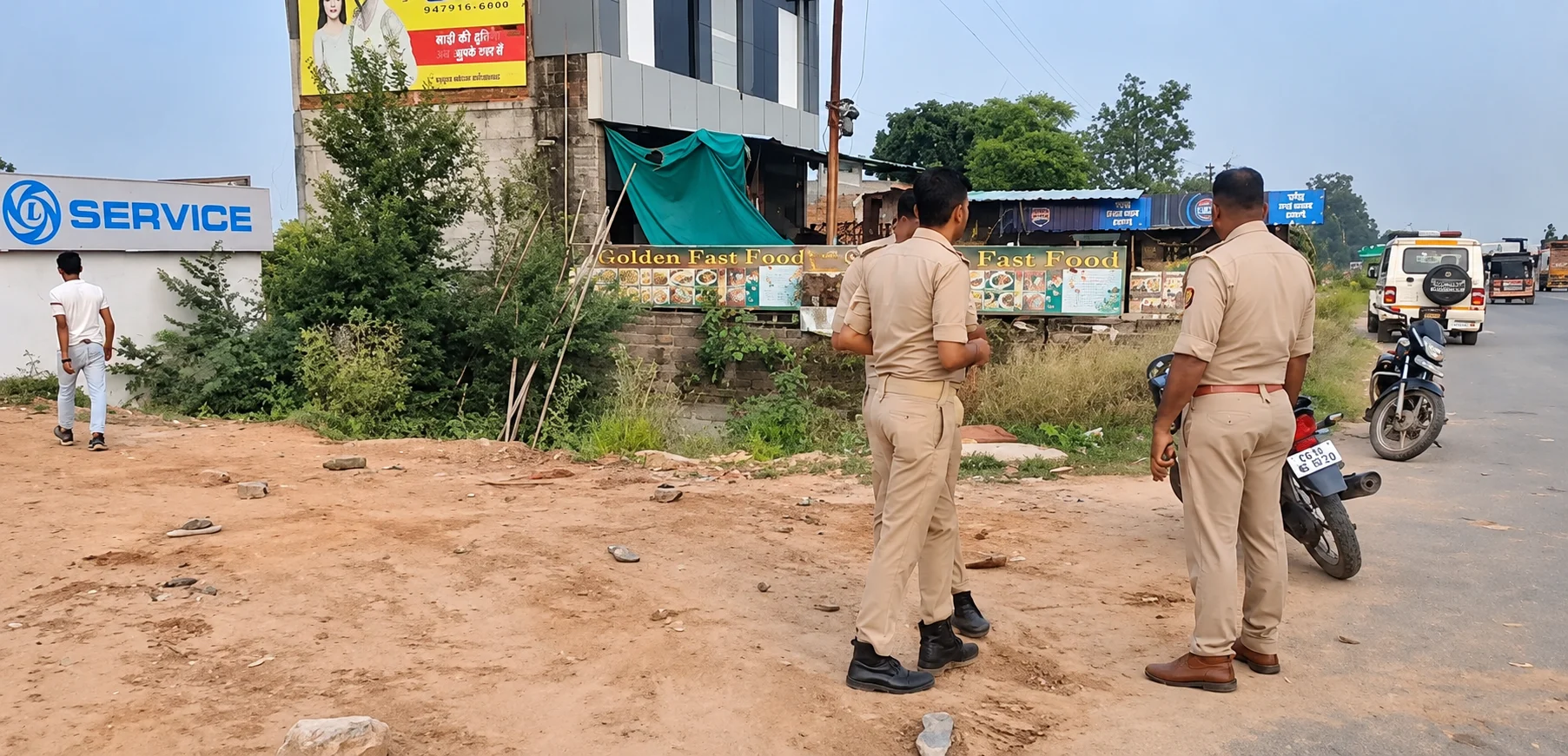 फिरोजाबाद: आरौंज बुढ़ा पुल के पास ट्रक की टक्कर से 18 वर्षीय युवक की मौत, दोस्त गंभीर