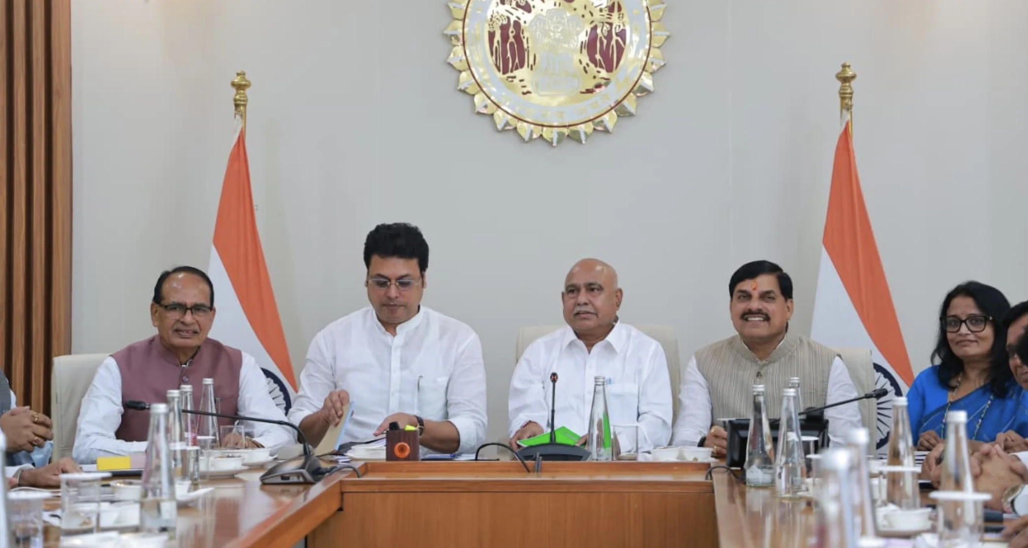 इंदौर में बुलेट पर निकले कैलाश विजयवर्गीय और तुलसी सिलावट, डबल डेकर फ्लाईओवर का किया निरीक्षण; जानिए क्या है खास