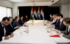 भारत-नीदरलैंड के बीच सेमीकंडक्टर और ग्रीन हाइड्रोजन पर सहयोग बढ़ाने की तैयारी, पीयूष गोयल की डच मंत्री से चर्चा