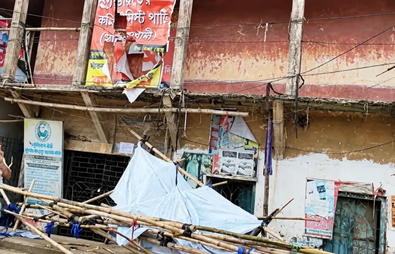 पश्चिम मेदिनीपुर के दांतन में सीपीएम के बुक स्टॉल में तोड़फोड़, इलाके में तनाव