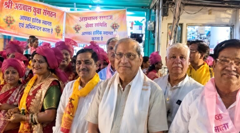 टोंक में महाराजा अग्रसेन की भव्य शोभायात्रा, शहरवासियों ने जगह-जगह की पुष्पवर्षा